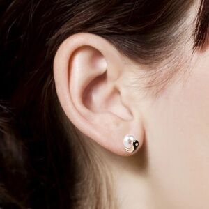 Hirotaka Birds of Paradise Pearl Black Earring